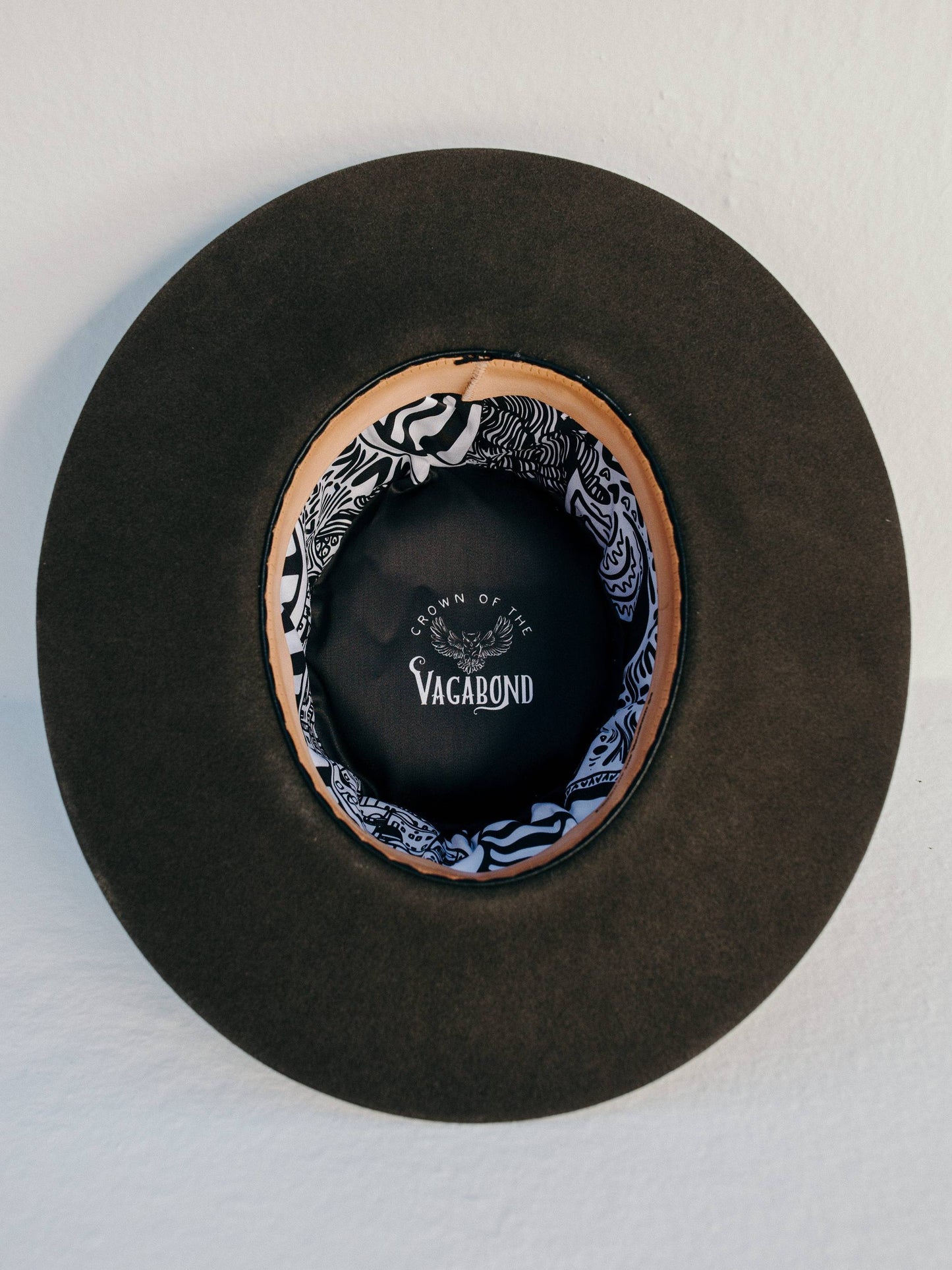 Amore Vagabond the Brand Crown of the Vagabond Handmade in Mallorca