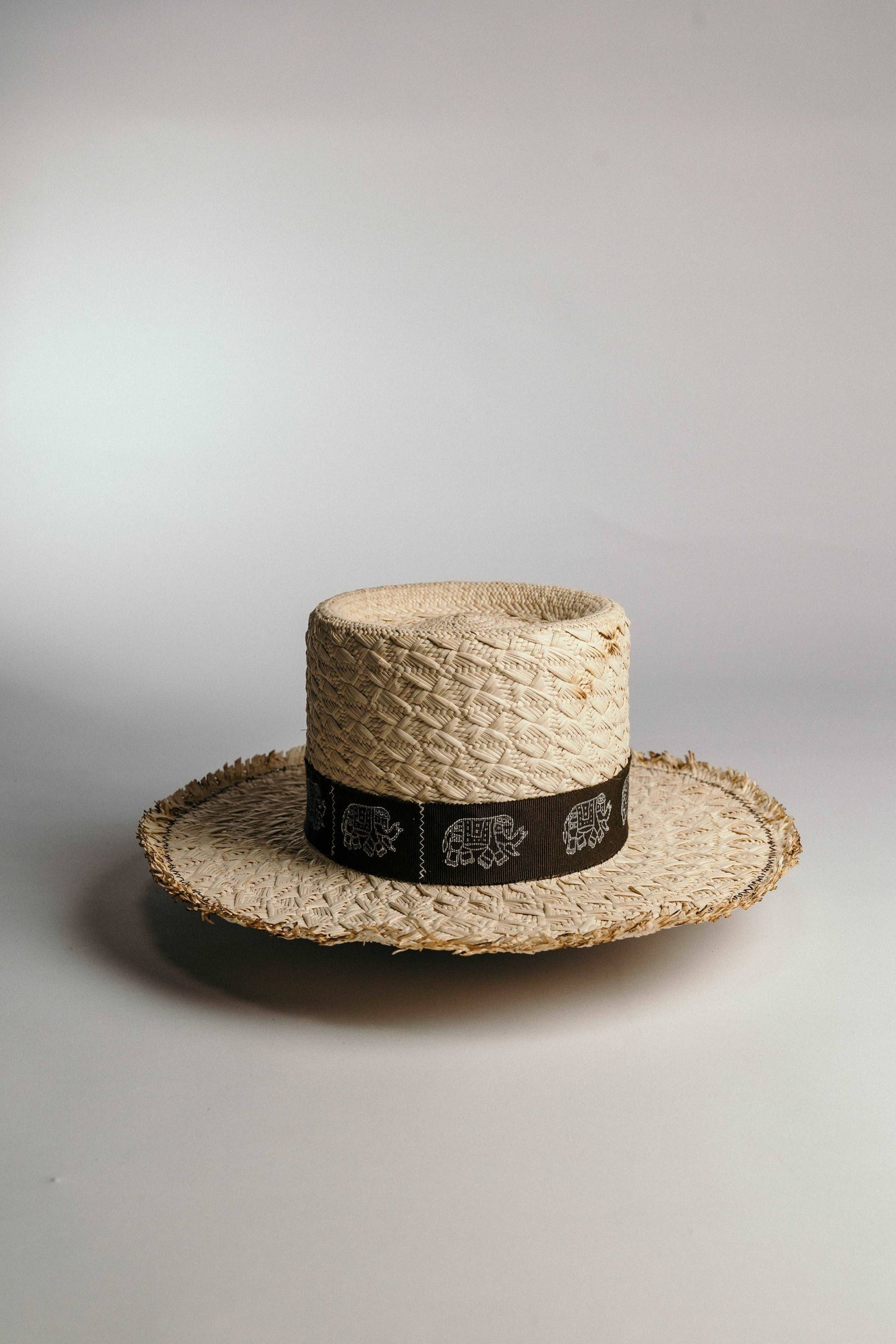 Savanna Vagabond the Brand Crown of the Vagabond Handmade in Mallorca