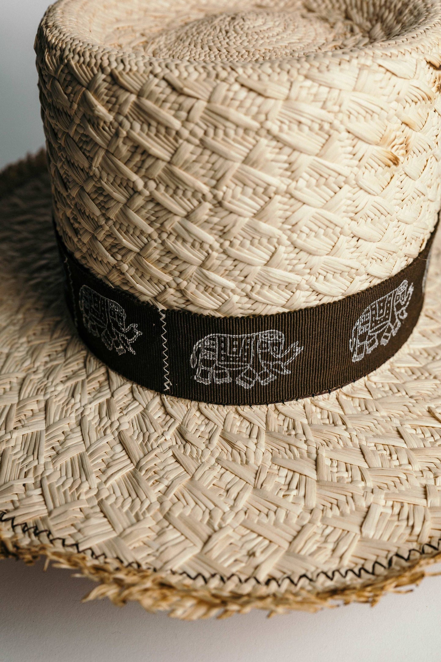 Savanna Vagabond the Brand Crown of the Vagabond Handmade in Mallorca